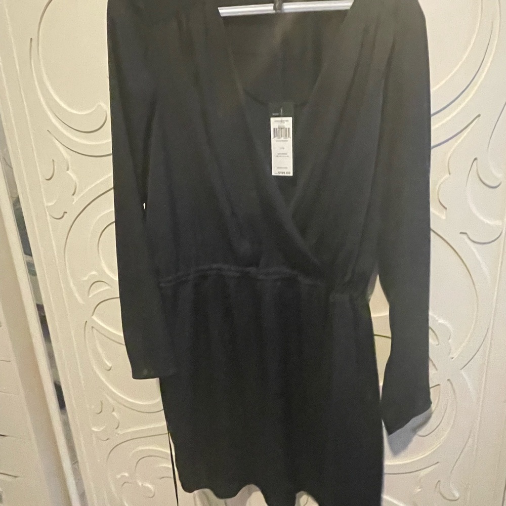 BCBG silky black dress🖤